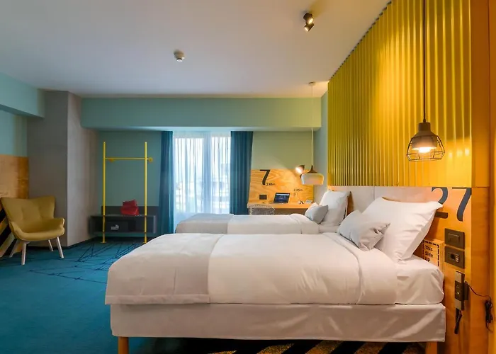 Standard Twin Room