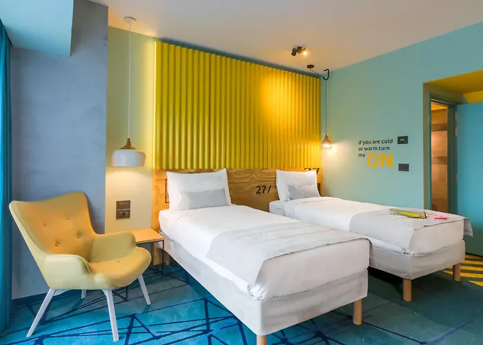 Standard Twin Room