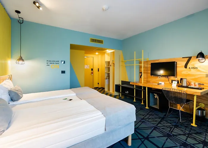 Superior King Room