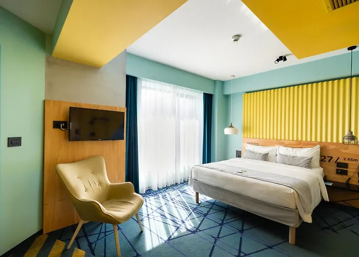 Superior King Room